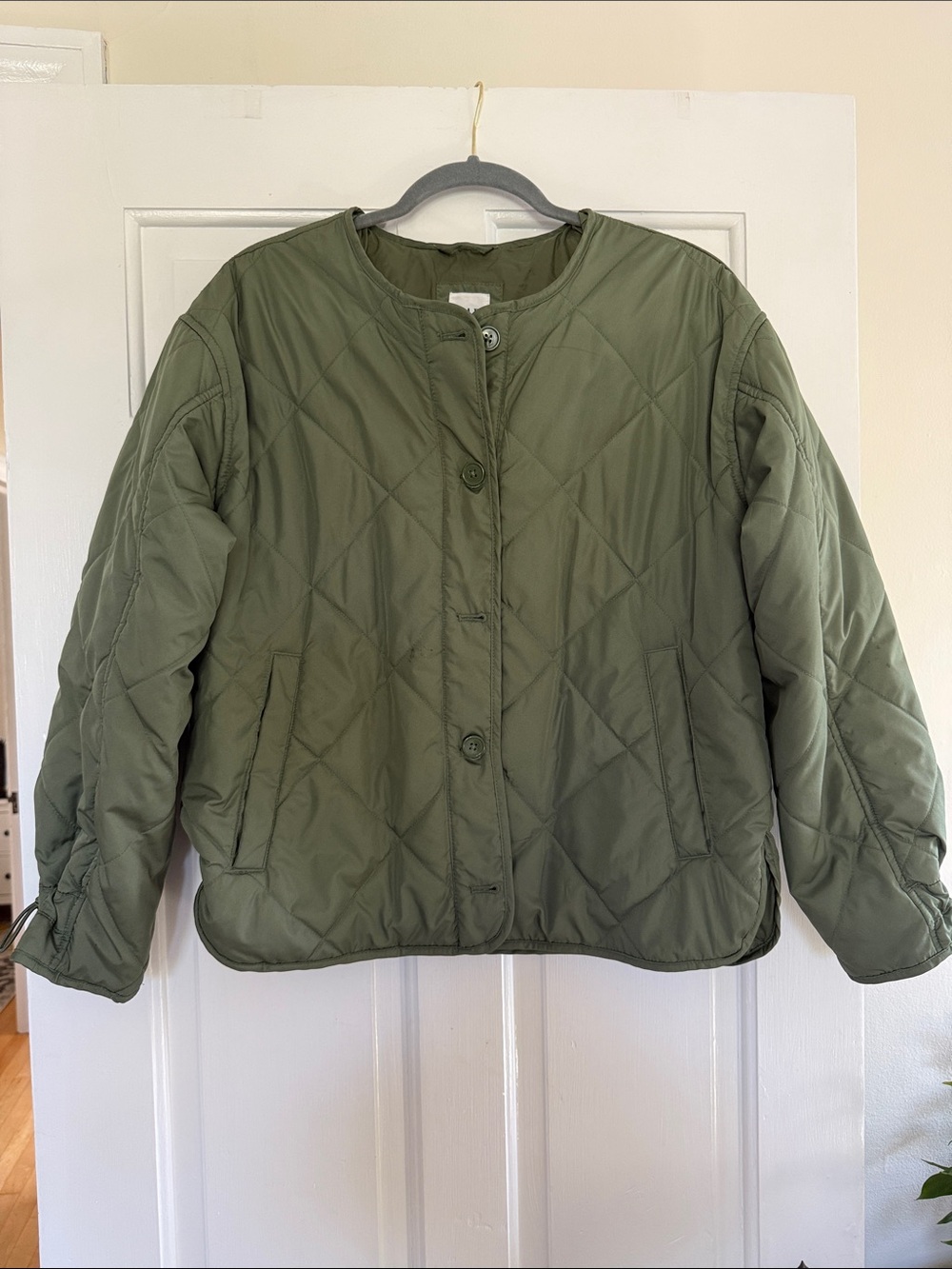 GAP Women’s Quilted Jacket – Olive Green – Lightweight Layer - Size S